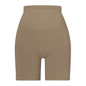 SKIMS Soft Smoothing Short Medium LIMITED EDITION: DESERT